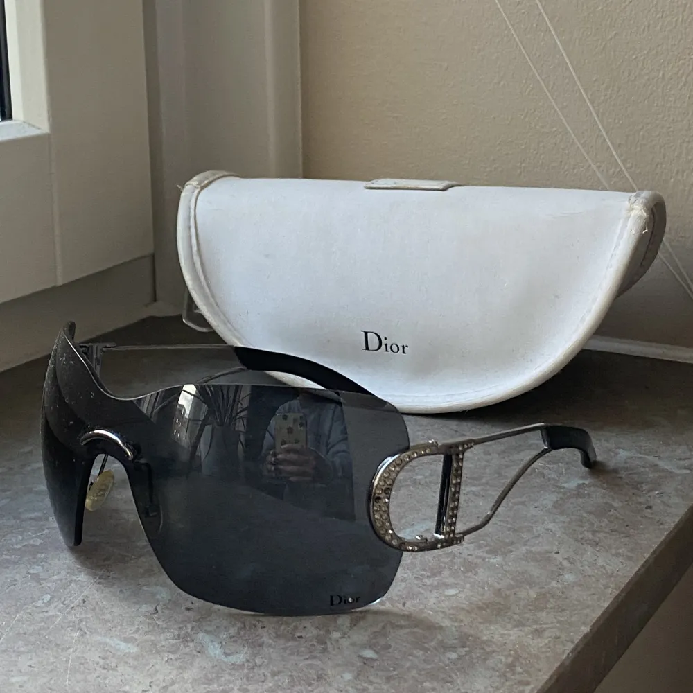 Vintage solglasögon från dior. Accessoarer.