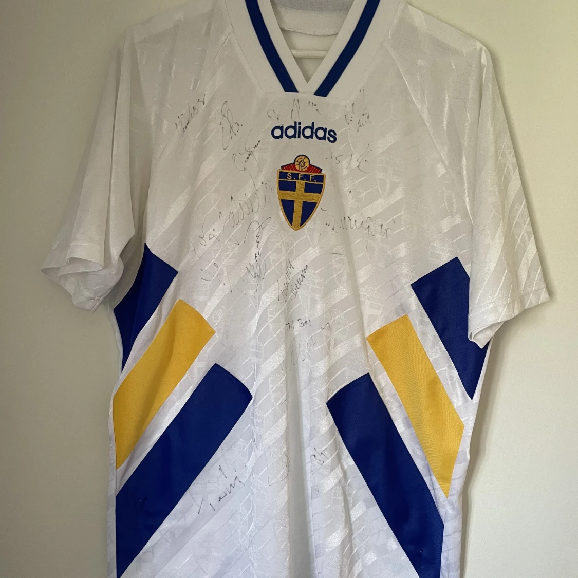 1994 Sverige fotbollströja borta - 90