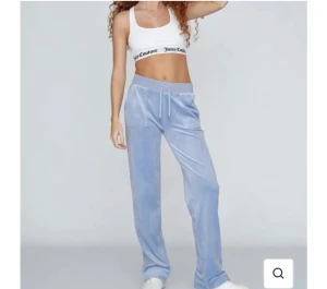 Juicy byxor - Ljusblå juicy byxor i strl Xs, använda ett fåtal gånger 🙌