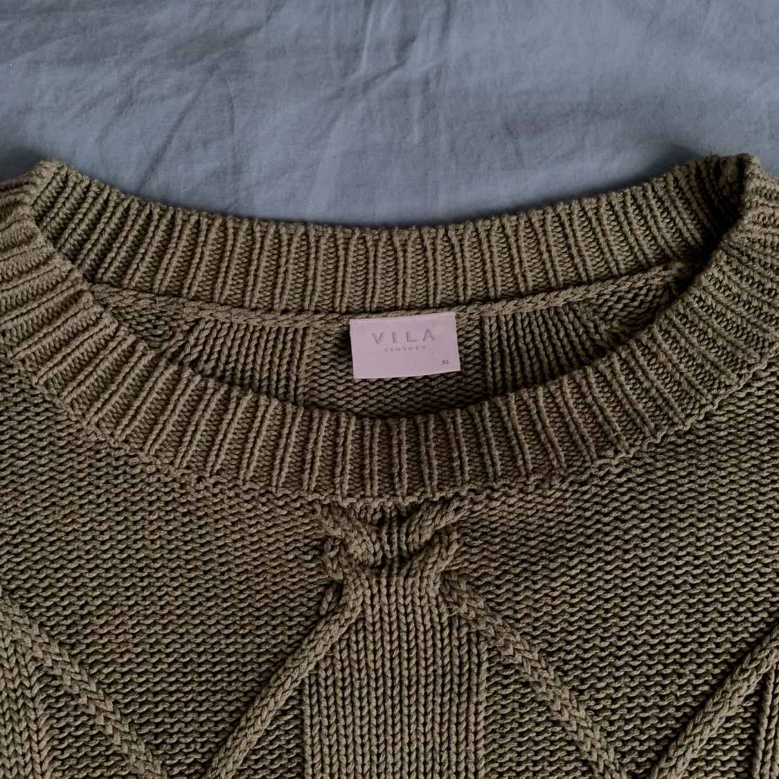 Grön stickad tröja - 91