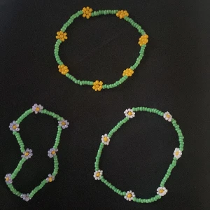 Armband  - Skriv till mig så fixar vi just din storlek!  Det är bara att mäta runt armen!  Önskas andra färger? Skriv till mig så löser vi det!