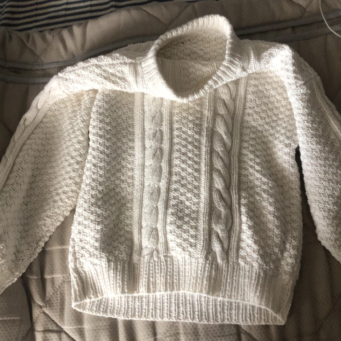 Stickad tröja  - 91