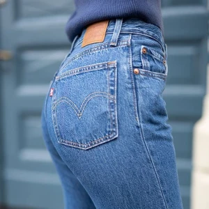 Levis 501 - Säljer dessa Levis jeans i modellen 501 då de blivit för små och inte längre kommer till användning. Storlek W23 L26