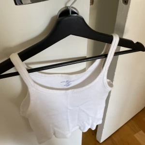 Brandy - Basic och skönt linne från brandy Melville 