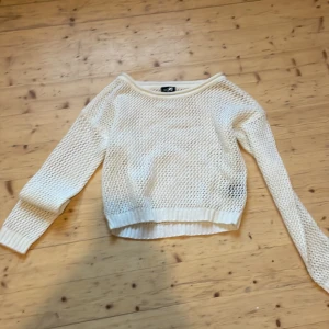 En fin tröja  - Vit tröja 