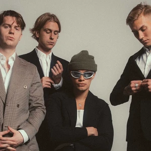 Hov1 biljett betongparken! - Säljer min hov1 biljett Betongparken, Stockholm den 18 augusti kl 20:00.💕