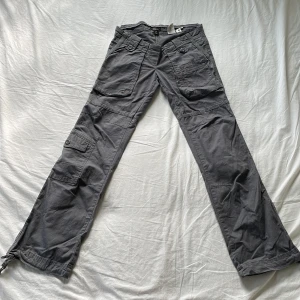 cargo - använd köp nu! midja:82 innerben:80💓