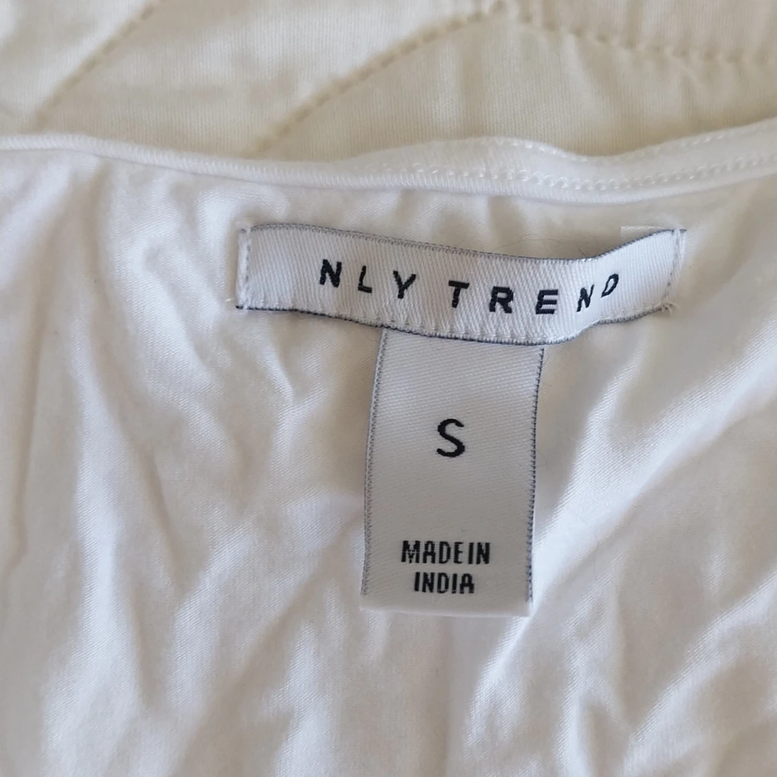 Super fin vit tröja - 90