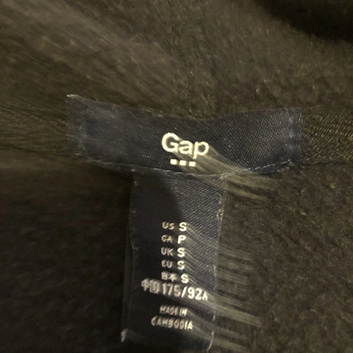 Svart/grå GAP luvtröja - 91