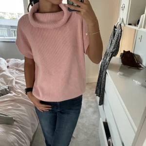 Stickad tröja - Stickad polotröja