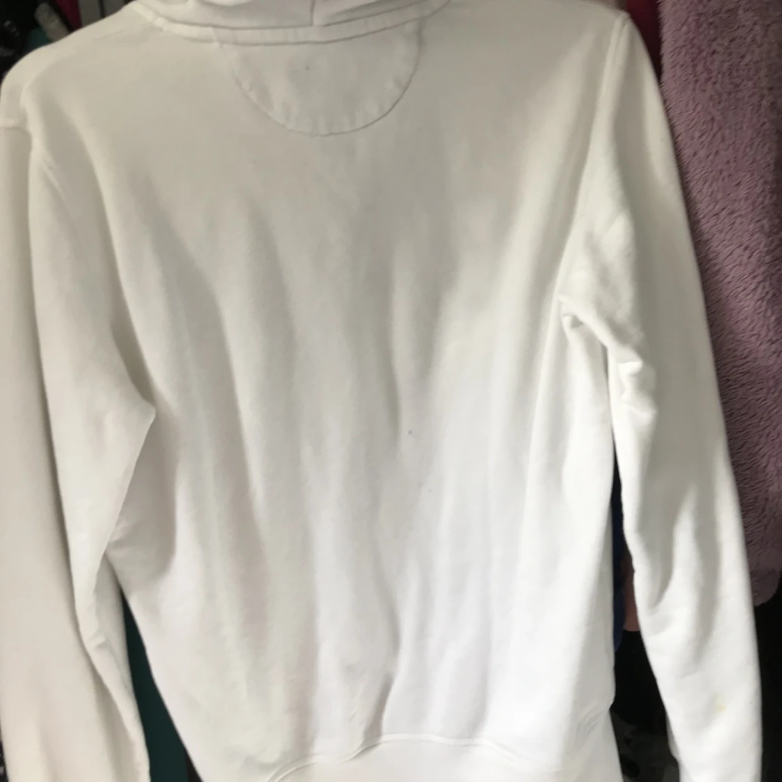 Vit GANT hoodie  - 90