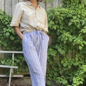 Pyjamasbyxor - Fina blårandiga pyjamasbyxor från Andrea Hedenstedts kollektion från Nakd. Så sköna och perfekta för sommaren!