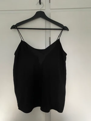 Linne - Linne i satin