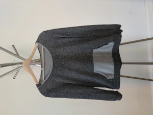 Light hoodie style top - small