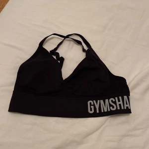 Gymshark sporttopp  - Använd några gånger. Strl. Xs 