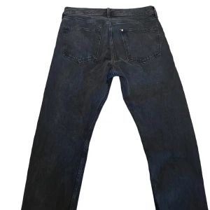 Jeans - W38 L32