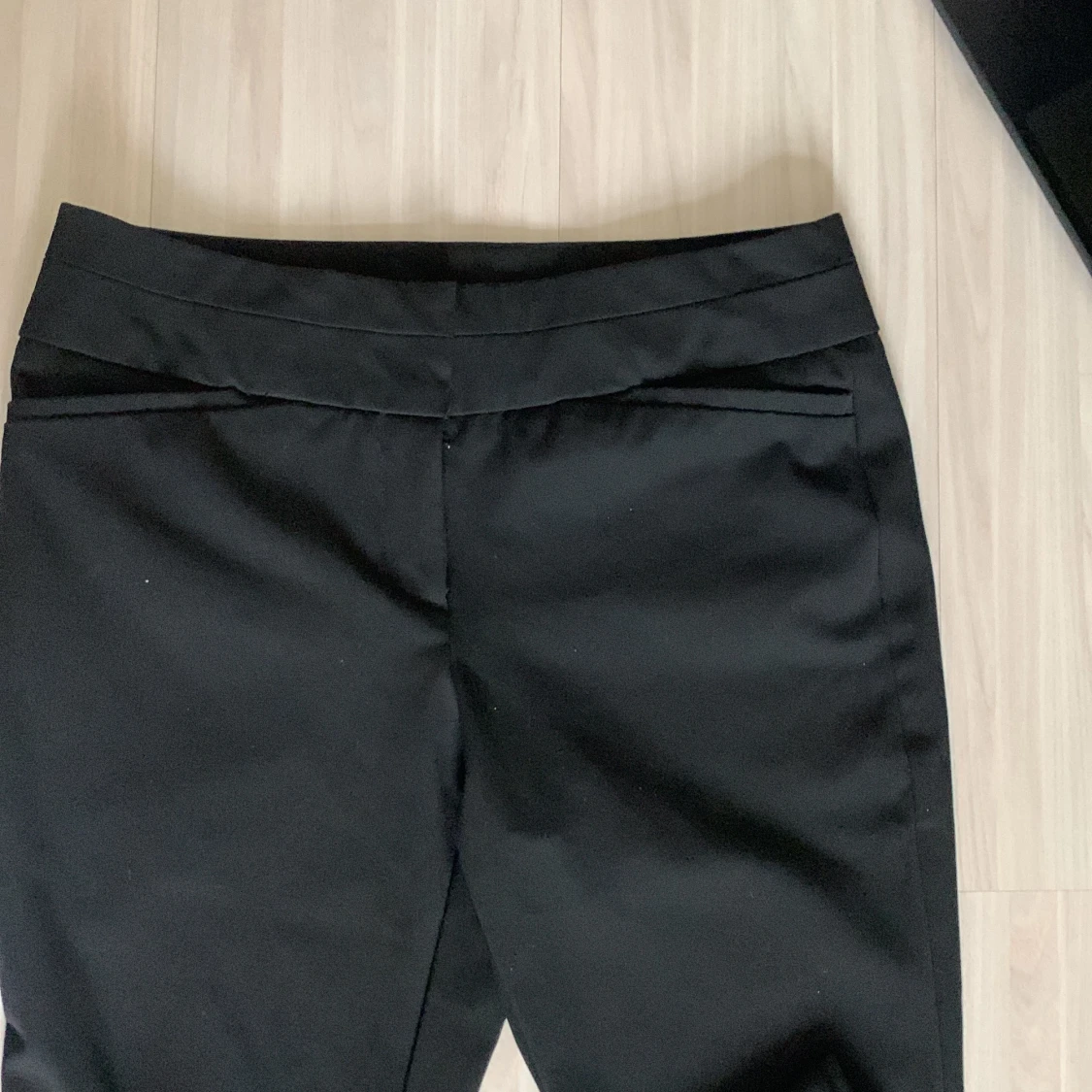 Lågmidjade konstym byxor  - 91