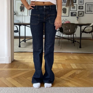 Jeans  - Säljer dessa jeans🥰🥰 Midjemått  Innerbenslängd 