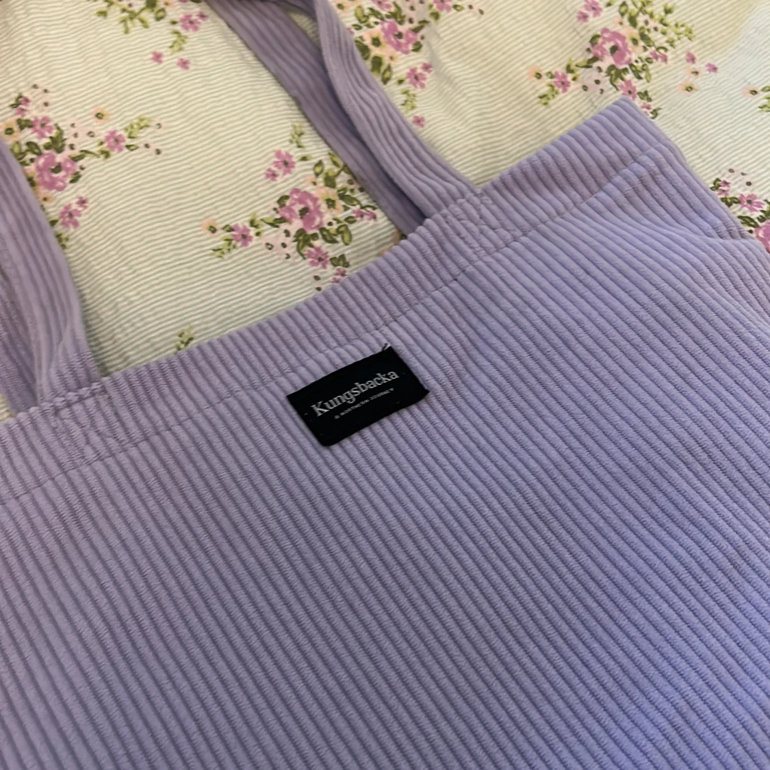 Tygkasse, nästan helt ny 💗 - 90