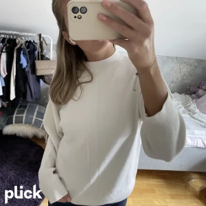 Vit tröja mango - Vit tröja från mango💗