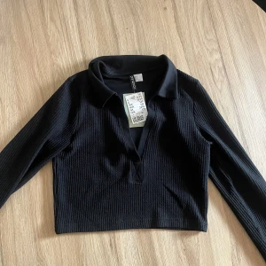 Svart topp  - Aldrig använd 