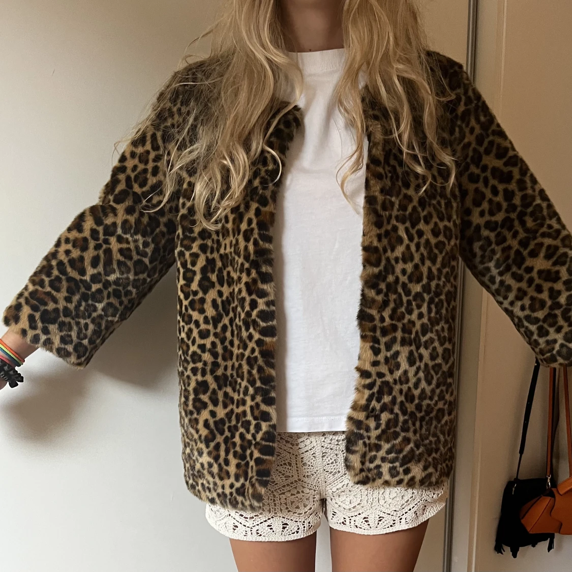 Leopard jacka med trekvartsärm