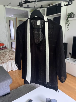 Blus - Använd, fint skick