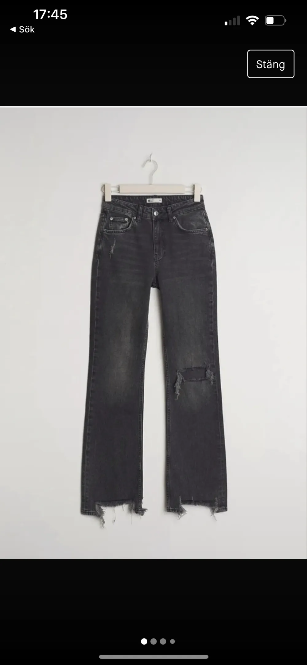 Säljer mina bootcut jeans från Gina som tyvärr är för små för mig. Helt slutsålda på hemsidan och otroligt snygga 💓 skriv vid intresse. Jeans & Byxor.