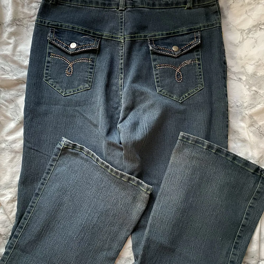 True religion liknande jeans, aldrig använda, inte äkta. Jeans & Byxor.