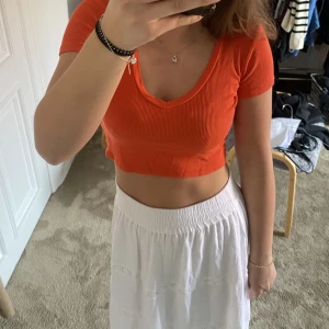 Topp - orange topp från Pull&bear❤️