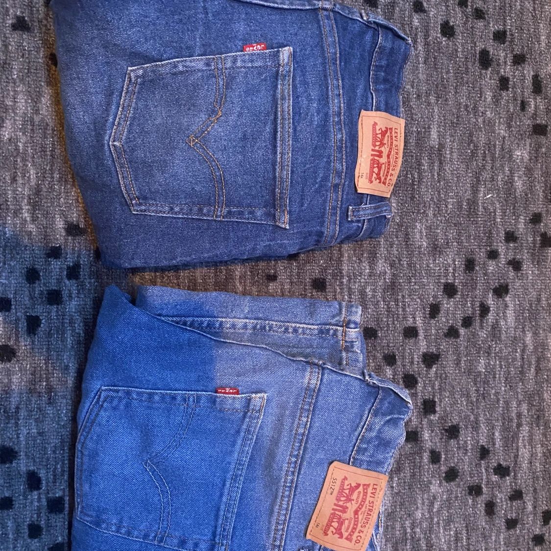 Trendiga Levis jeans i bra skick