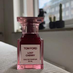 HELT NY Tom Ford Lost Cherry 30ml. Nypris är 2050kr.