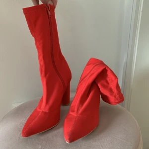 Klackar - Storlek 37 använda 3 ggr