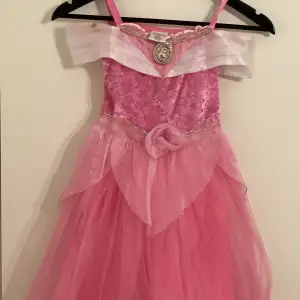 Prinsessa klänning 😍( Glitter och glamour) 