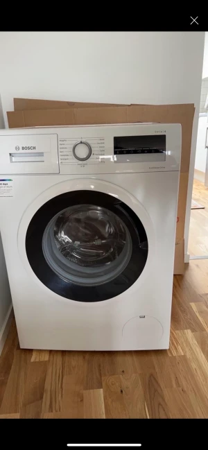 Tvättmaskinen Bosch serie 4  - Som nya, användas bara 4 månader 