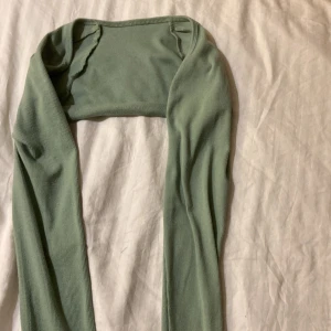 Grön bolero - Mintgrön bolero! 