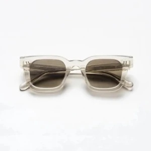 Chimi 04 ecru - Säljer mina chimi 04 i färgen ecru, använda under en sommar