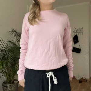 Gant tröja - En rosa tjocktröja från gant💘