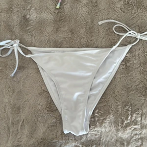 Bikini trosa  - Bikini trosa. Knappt använd. 