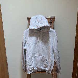 Relaxed grey hoodie from h&m