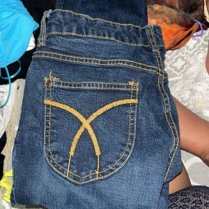 Low waist jeans  - Från lindex Väldigt Stretchiga och bra skick! 