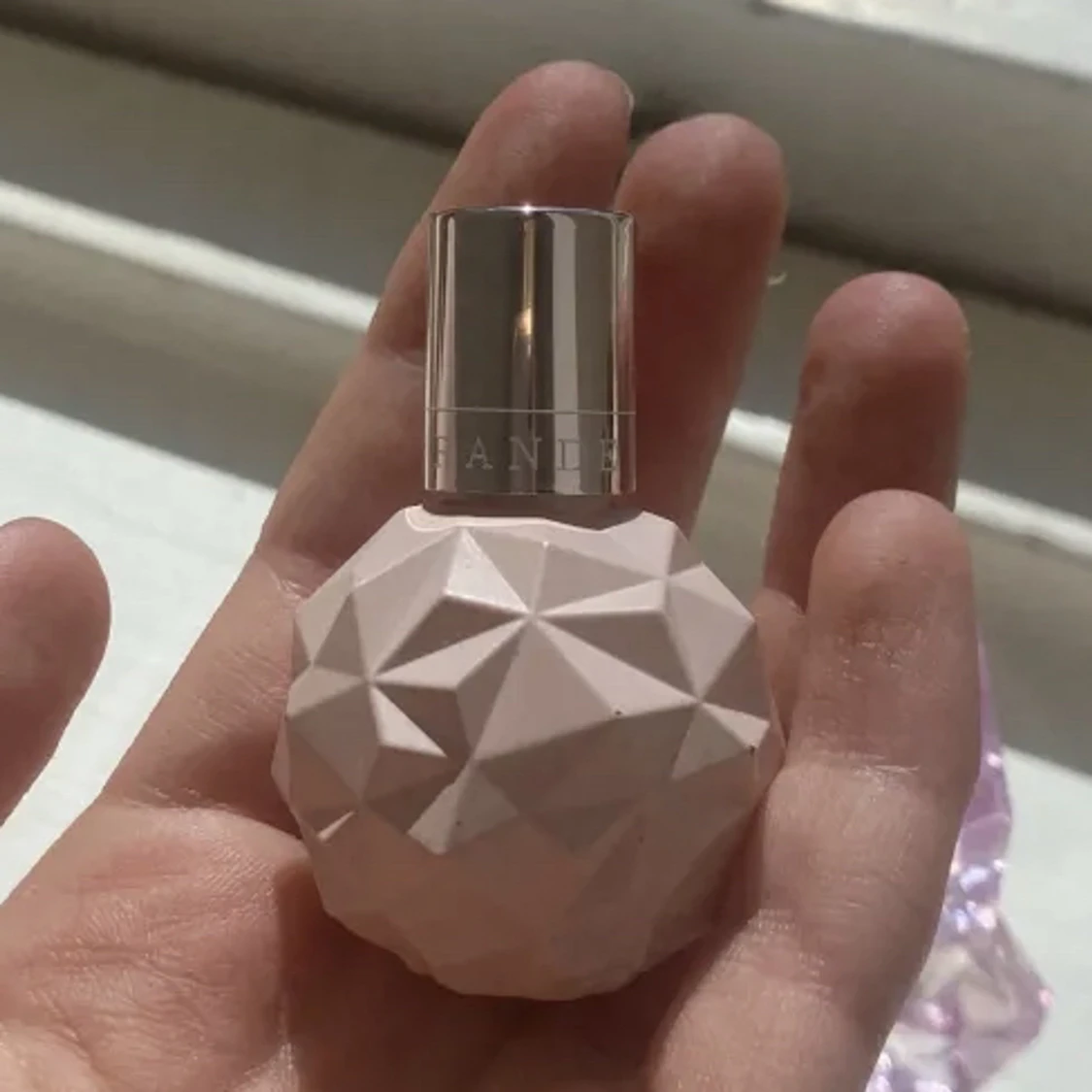 Ariana Grande mini perfym ”Sweet like candy” - 90