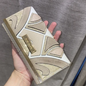 River island plånbok/väska - Miniväska/plånbok från river island✨