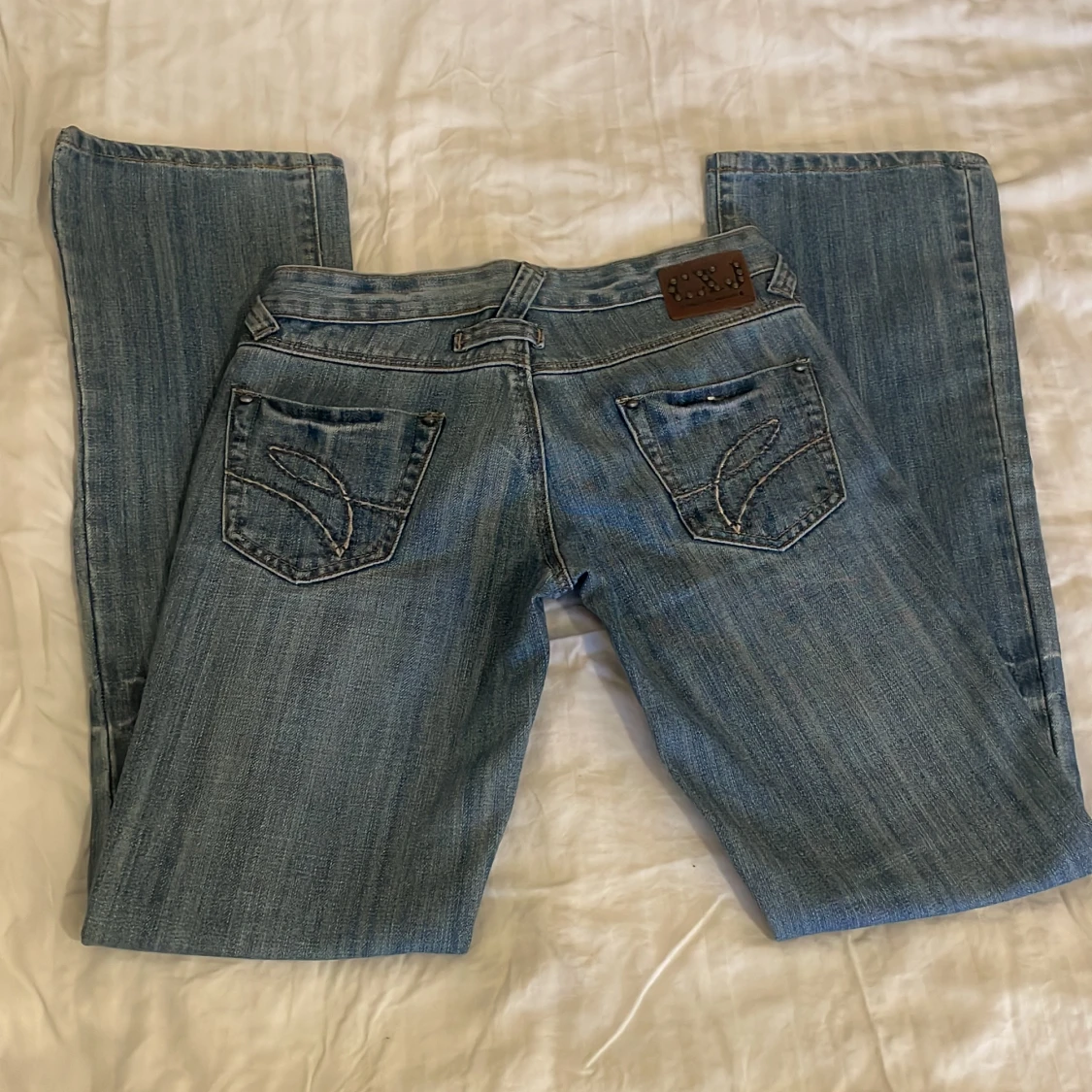 Lågmidjade jeans/low waist bootcut 