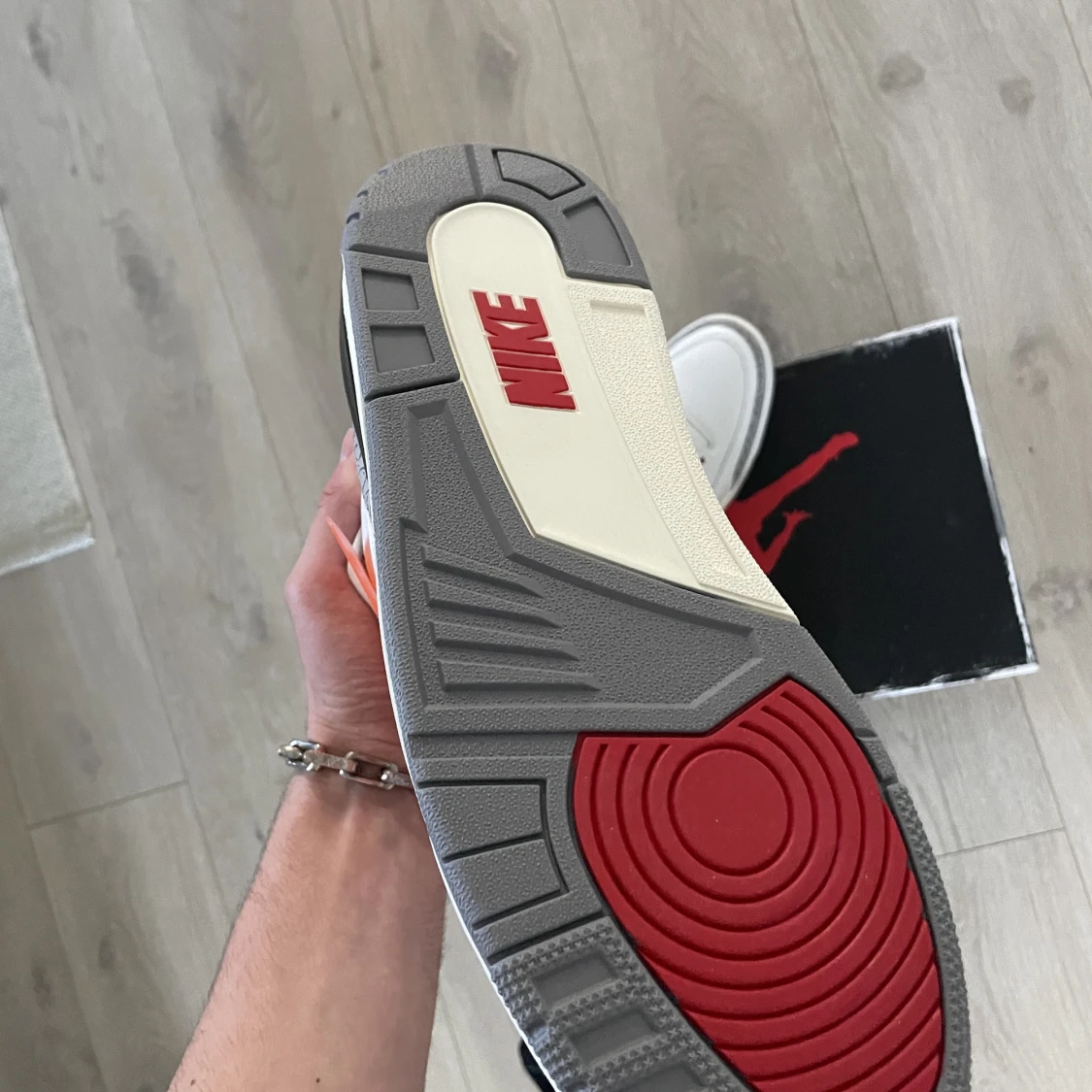 Jordan 3 reimagined - 91