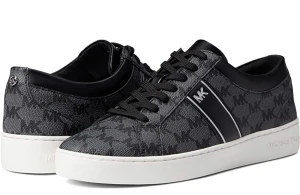 Mk skor - Nygligen köpta skor som inte riktigt kommer till använding därav att de ska säljas. 8,5/10 i skick använda max 10ggr  Inköpta för 1900kr och bara att komtakta för bilder