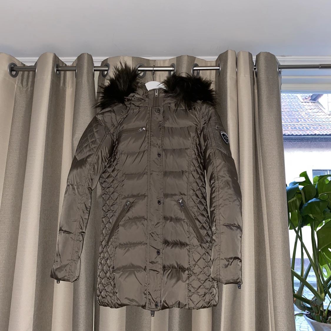 Rock and blue beam mid jacka  - 90