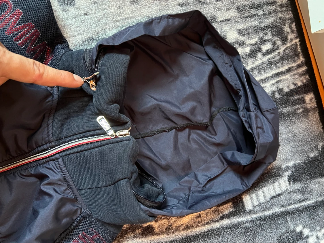 Tommy Hilfiger tröja - 90