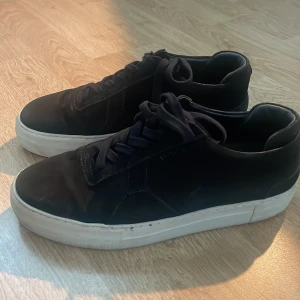 Arigato skor - Säljer dessa arigato skor i storlek 38 då de inte kommer till användning längre💗säljer för ett bra pris då jag bara vill bli av med dom