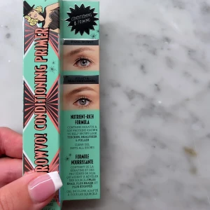 Conditioning primer benfit  - Oanvänd conditioning primer från benefit. Ordinarie pris ca 350 kr